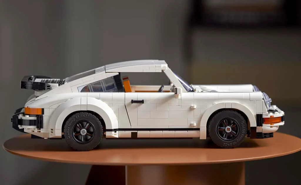 Lego Porsche 911 Display