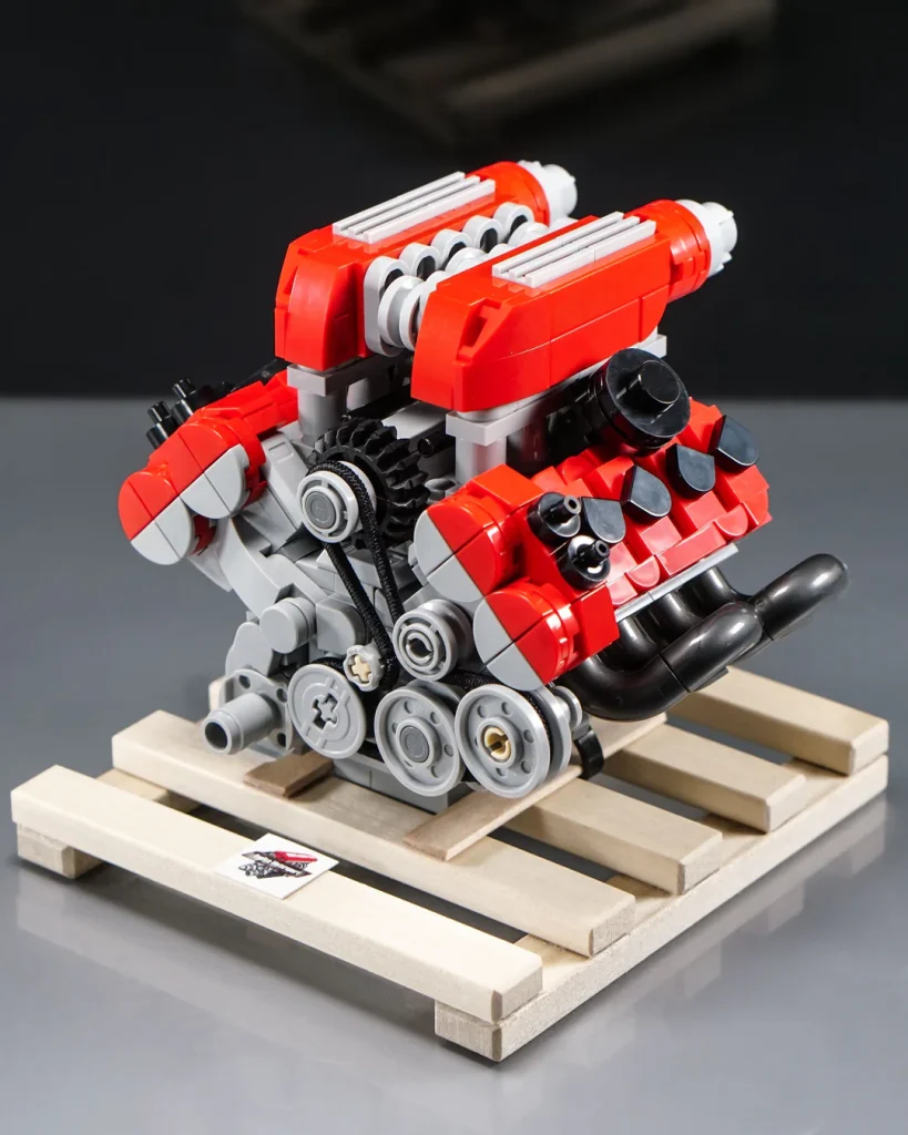 Custom LEGO Engin